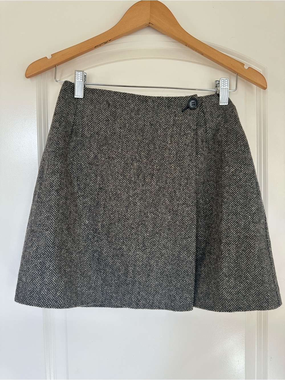 100% Wool Herringbone Wrap mini Skirt - Gray